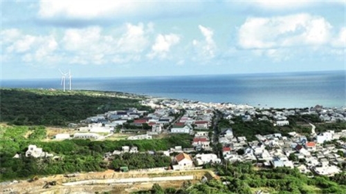 Biếc xanh đảo Phú Quý