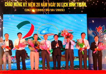 Bình Thuận Kỷ niệm 20 năm Ngày Du lịch