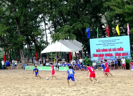 Bế mạc Giải Bóng đá Bãi biển Bình Thuận năm 2016