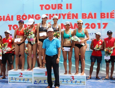 Khánh Hòa đạt cú đúp vô địch bóng chuyền bãi biển toàn quốc 2017
