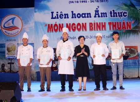 Trao giải các cuộc thi chào mừng ngày Du lịch Bình Thuận