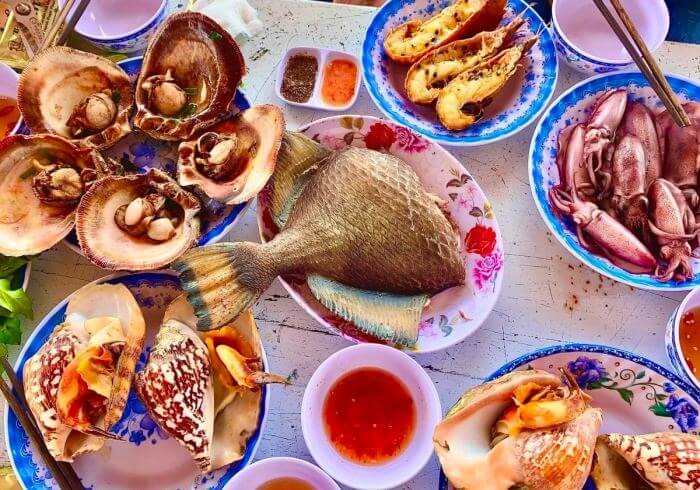 Ăn gì khi Du lịch đảo Phú Quý