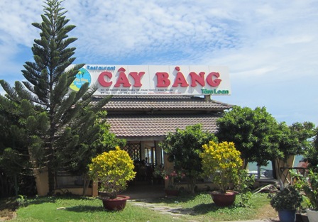 Nhà hàng cây bàng