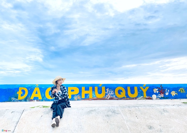 (Phú Quý là tọa độ nổi bật trên bản đồ du lịch)