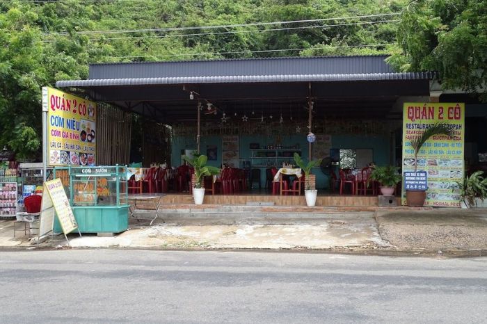 Quán cơm Bình Thuận đông khách