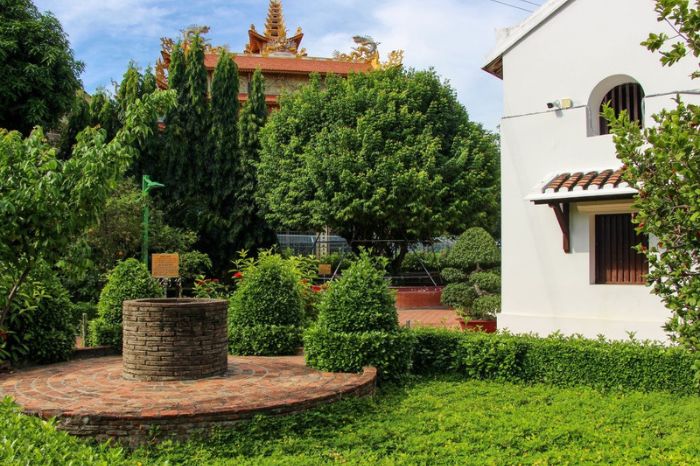 Kiến trúc Trường Dục Thanh