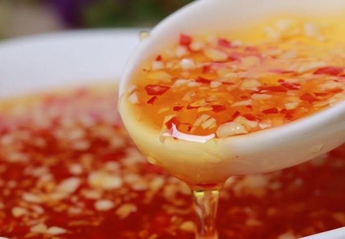 Nước chấm Bánh hỏi lòng heo Phú Long