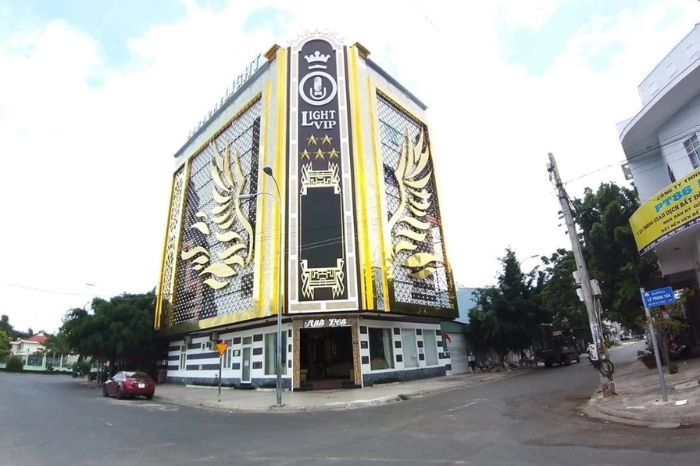 Quán karaoke Bình Thuận